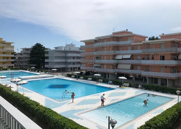 Apartment Valbella - Geturhotels 3*